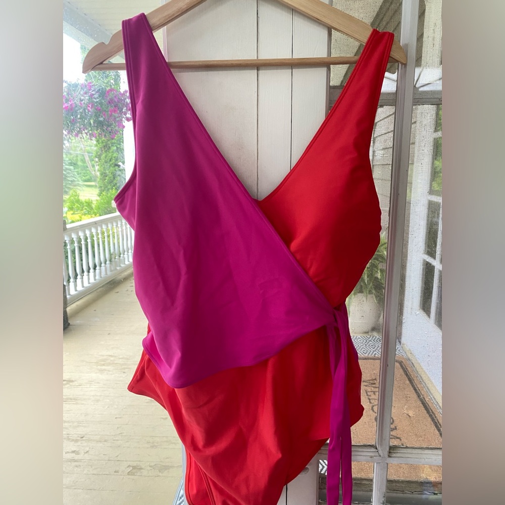 Summersalt The Perfect Wrap One Piece Size 16LT